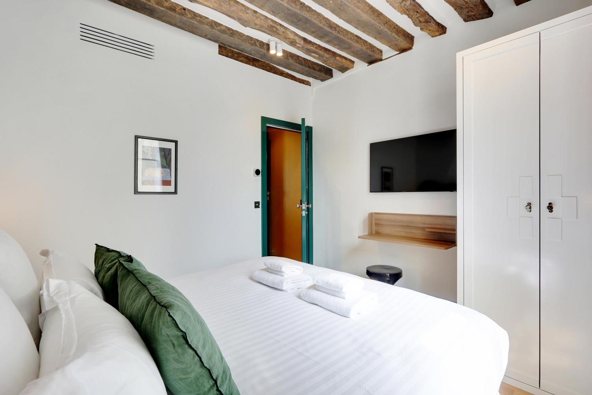 Paris Home Collection Serviced Apartments In Notre Dame - Rue Savoie Εξωτερικό φωτογραφία