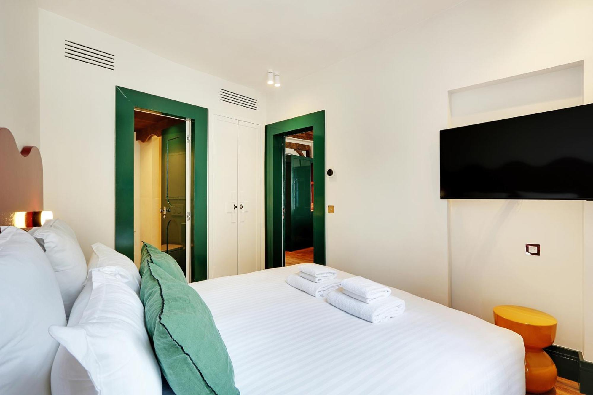 Paris Home Collection Serviced Apartments In Notre Dame - Rue Savoie Εξωτερικό φωτογραφία